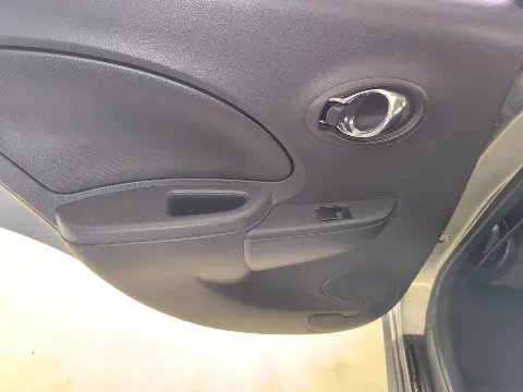 Miniatura 12